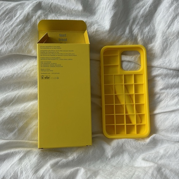 RHODE IPhone 15 Pro Max Lemontini Case - Picture 2 of 4